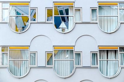 Building Facade Download Jigsaw Puzzle