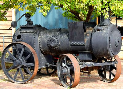 Vintage Steam Tractor Download Jigsaw Puzzle