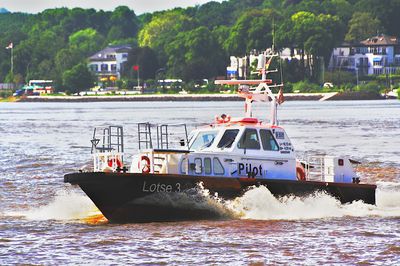 Boat, Hamburg Download Jigsaw Puzzle