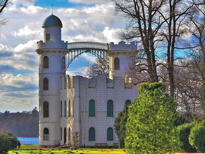 Castle, Germany Download Jigsaw Puzzle