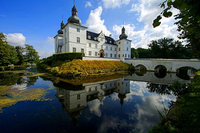 Castle, Denmark Download Jigsaw Puzzle