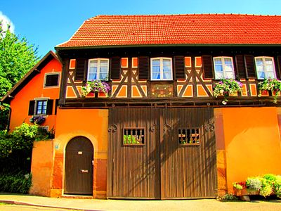 Building, France Download Jigsaw Puzzle