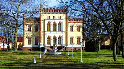 Classic Building Download Jigsaw Puzzle