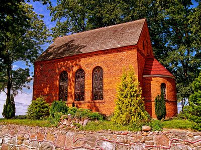 Red Brick Church Download Jigsaw Puzzle