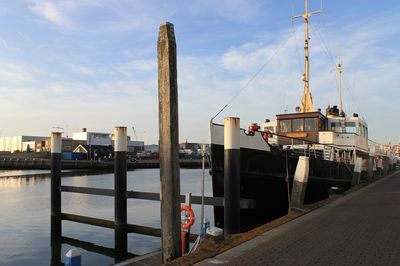 Ship Download Jigsaw Puzzle