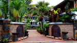 Tropical Resort Entrance Download Jigsaw Puzzle