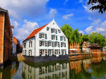 White Canal House Download Jigsaw Puzzle