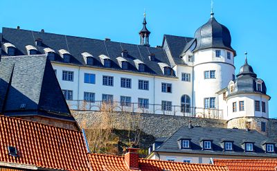 Hillside Castle Download Jigsaw Puzzle