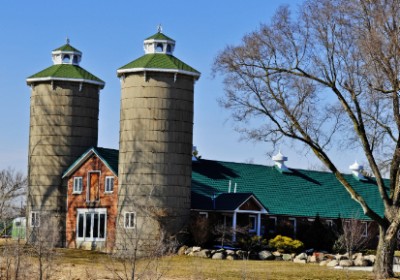 Veterinary Barn Download Jigsaw Puzzle