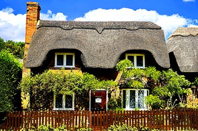 Cottage, England Download Jigsaw Puzzle